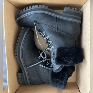 Timberland fur black boots
